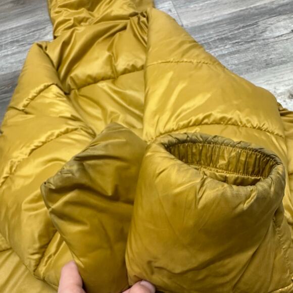 Everlane ReNew Yellow Womens Medium PrimaLoft Insulated Hooded Puffer Jacket - Picture 7 of 10